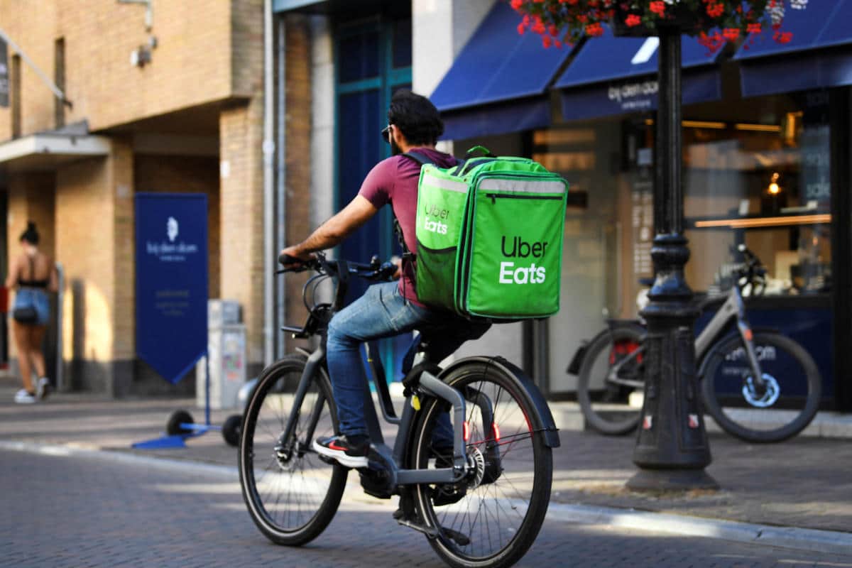 Livreur Uber Eats quel est son salaire