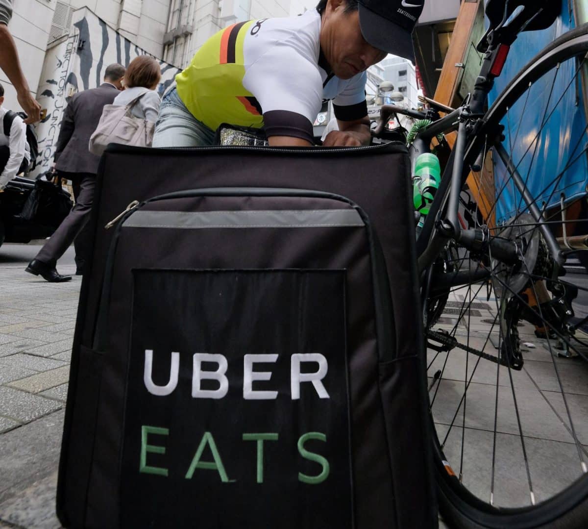 livreur Uber Eats